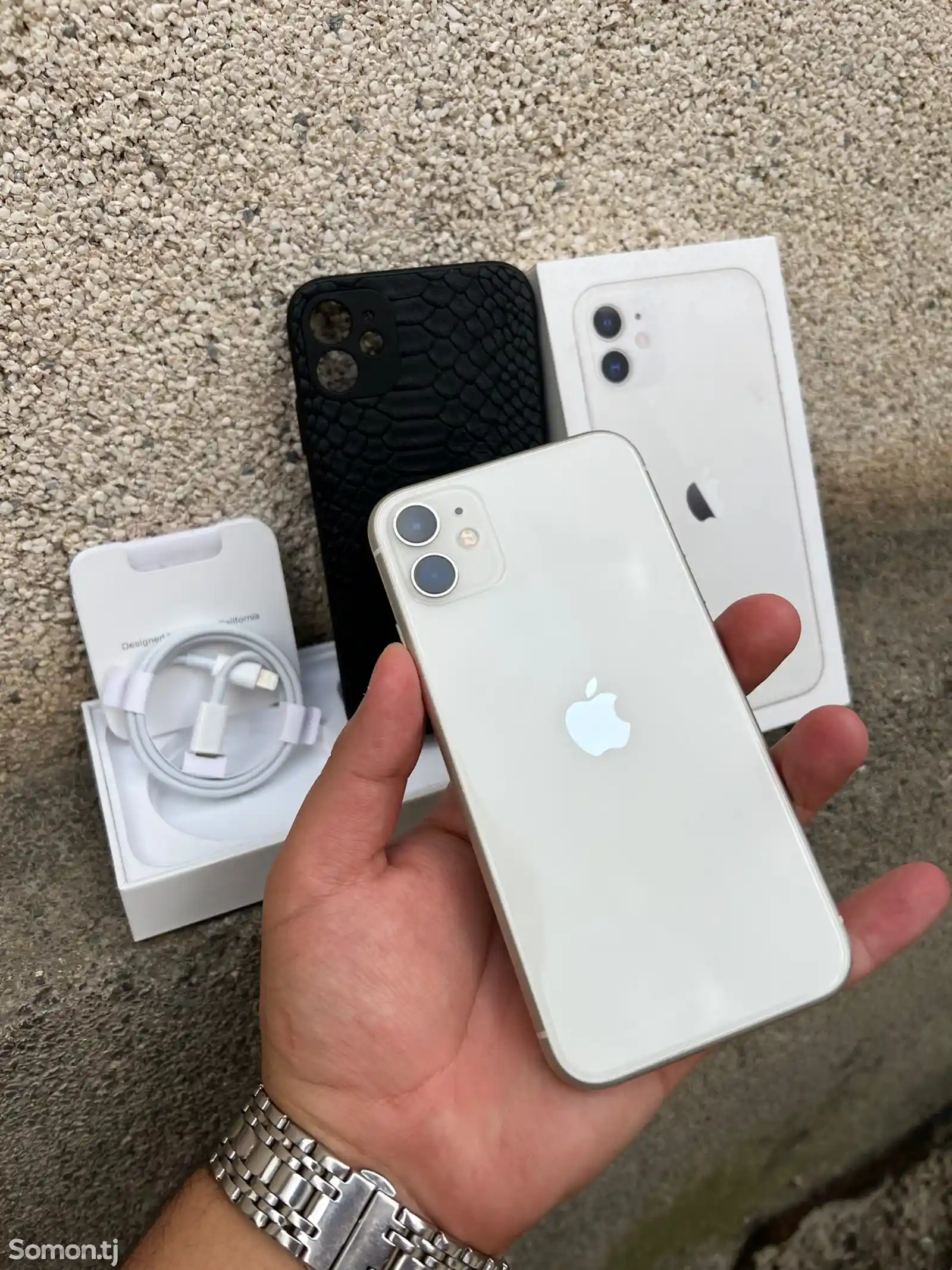 Apple iPhone 11, 64 gb, White-1