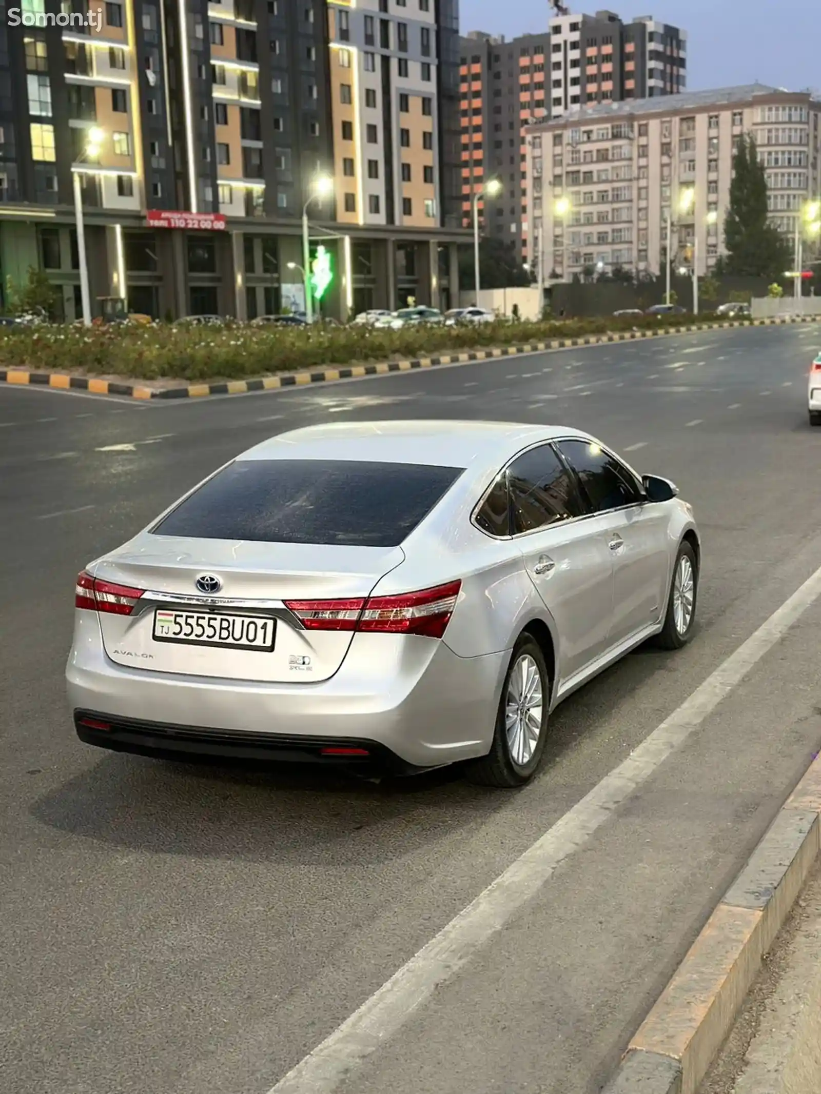 Toyota Avalon, 2013-6