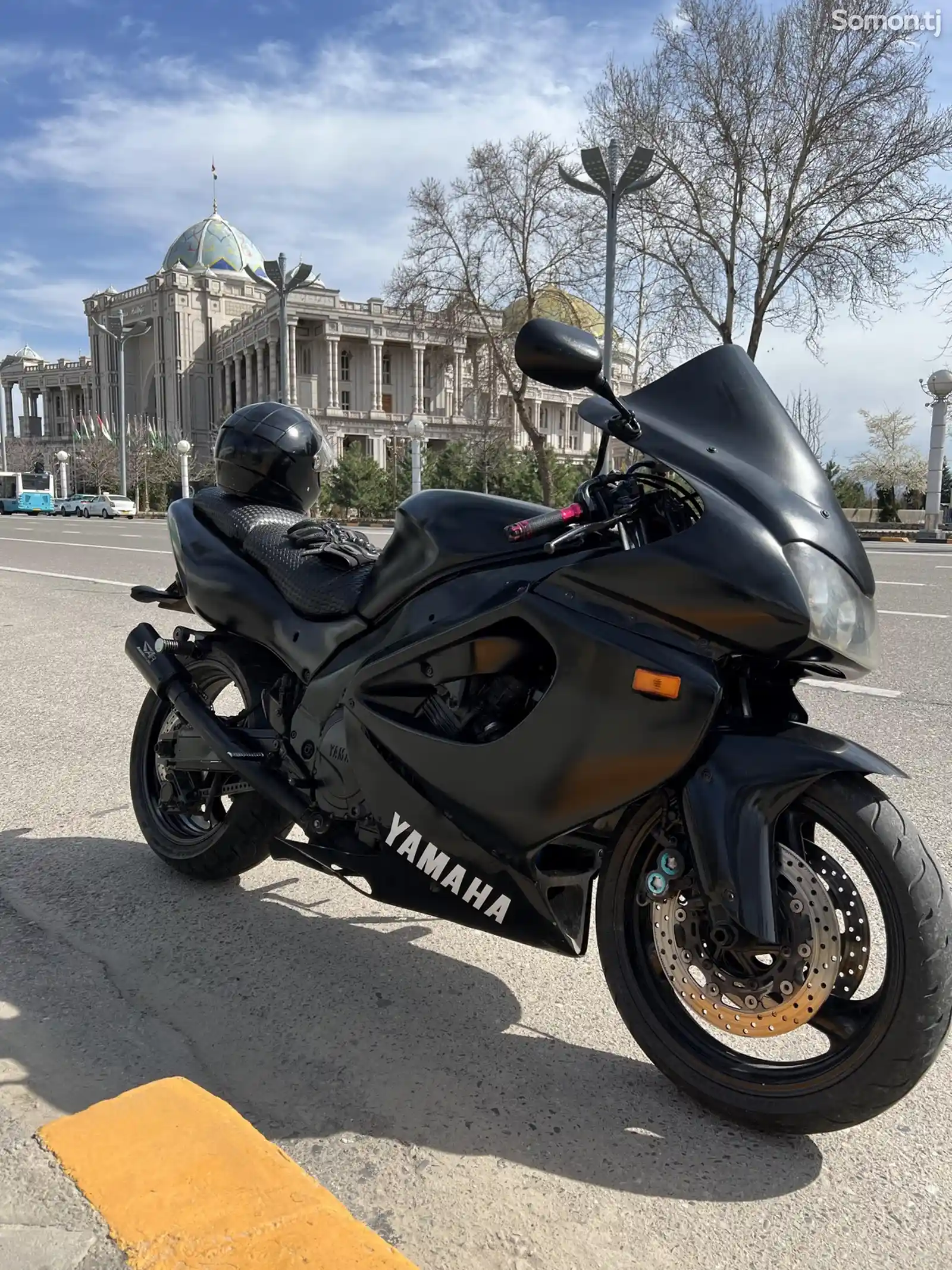 Мотоцикл Yamaha yzf 1000r-1