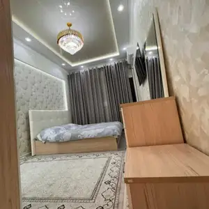 2-комн. квартира, 10 этаж, 85м², Шохмансур