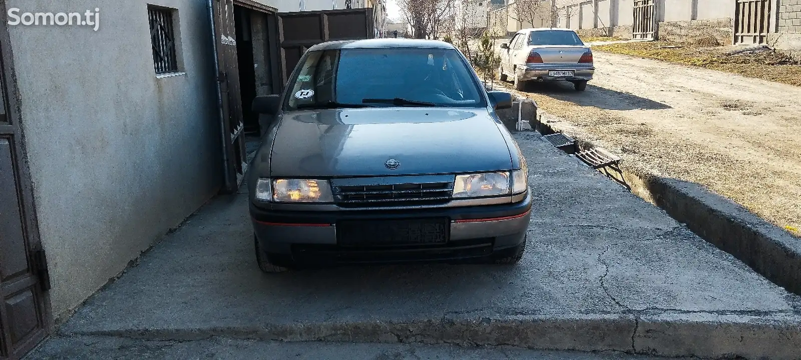 Opel Vectra A, 1992-1