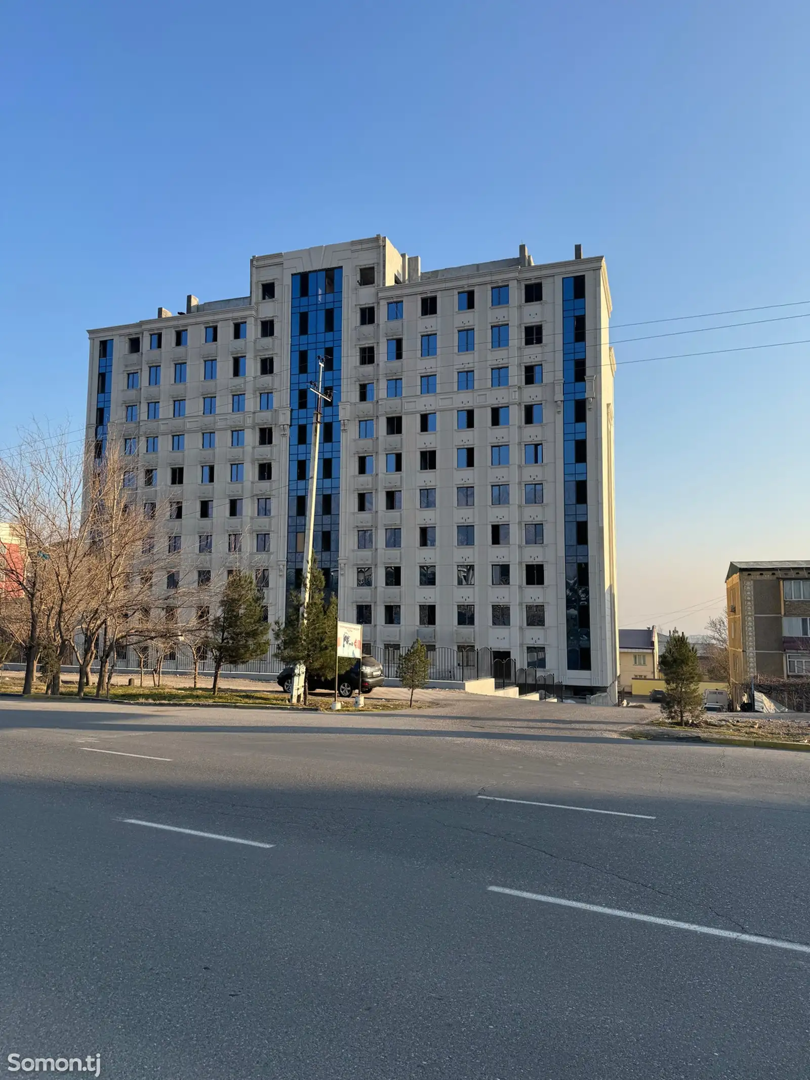 3-комн. квартира, 2 этаж, 98 м², 20мкр-1