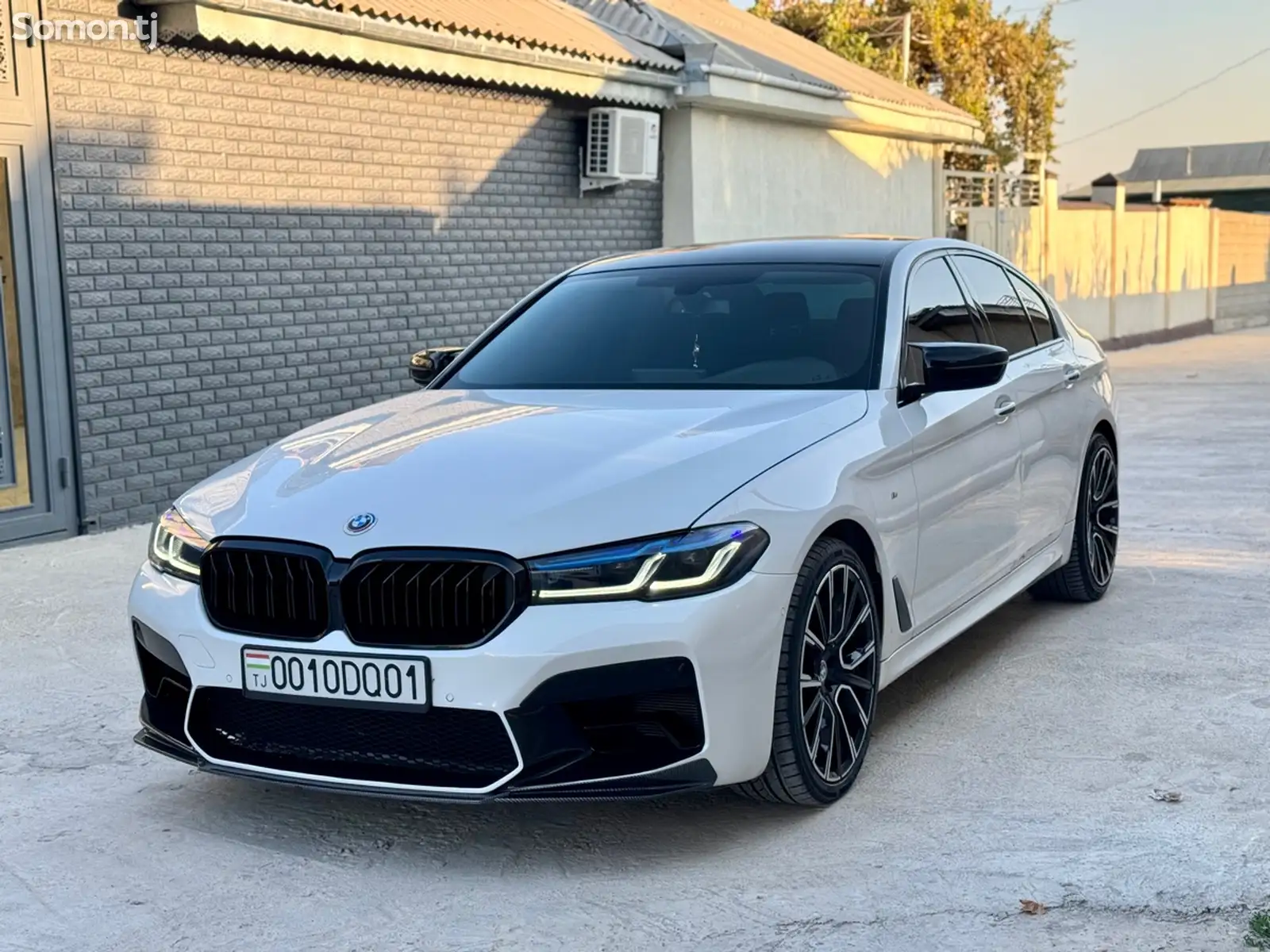 BMW 5 series, 2018-1