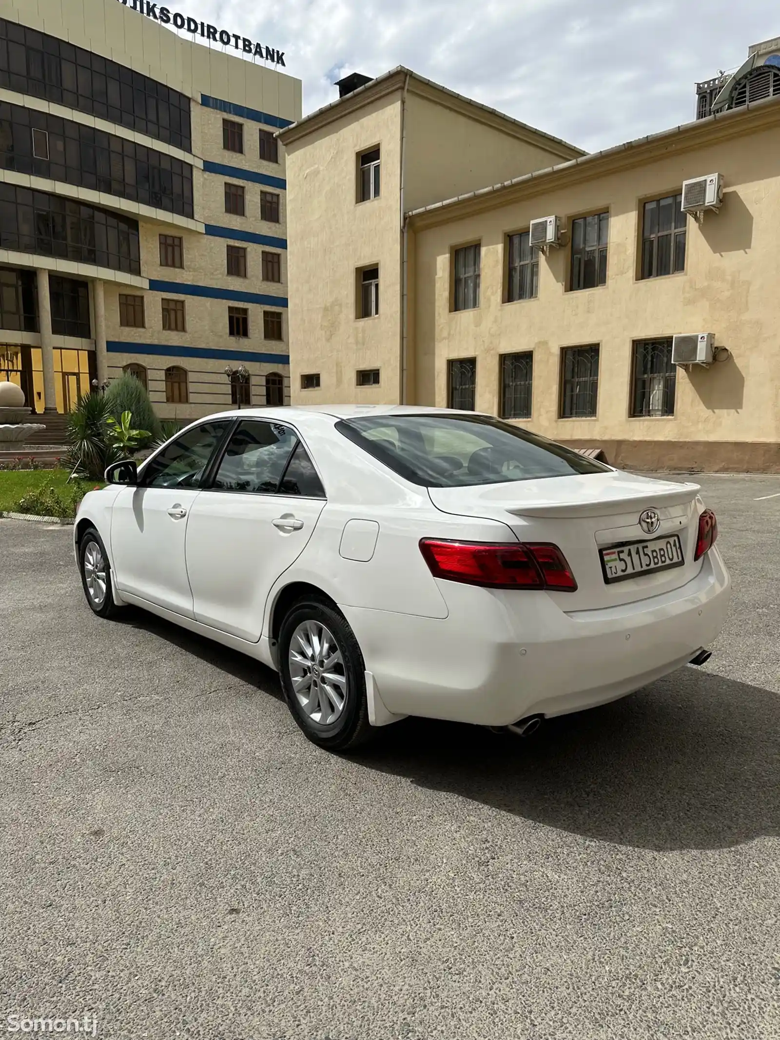 Toyota Camry, 2010-3