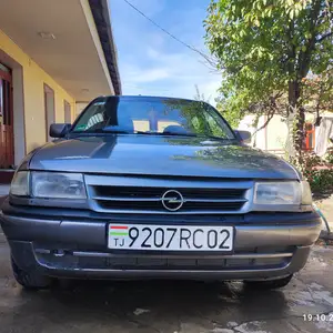 Opel Astra F, 1992