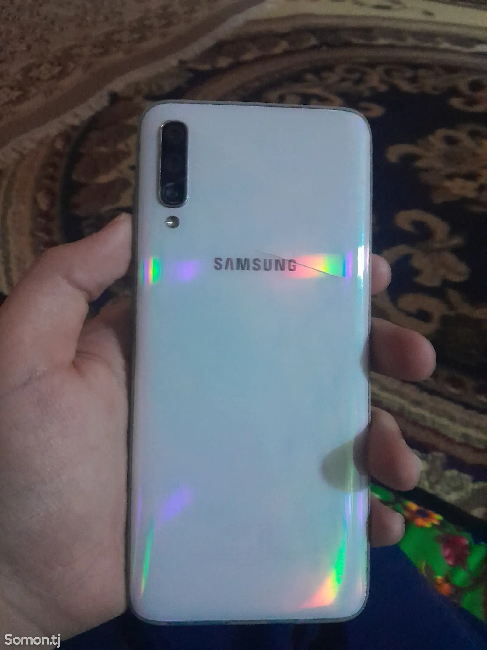 Samsung Galaxy A70-3