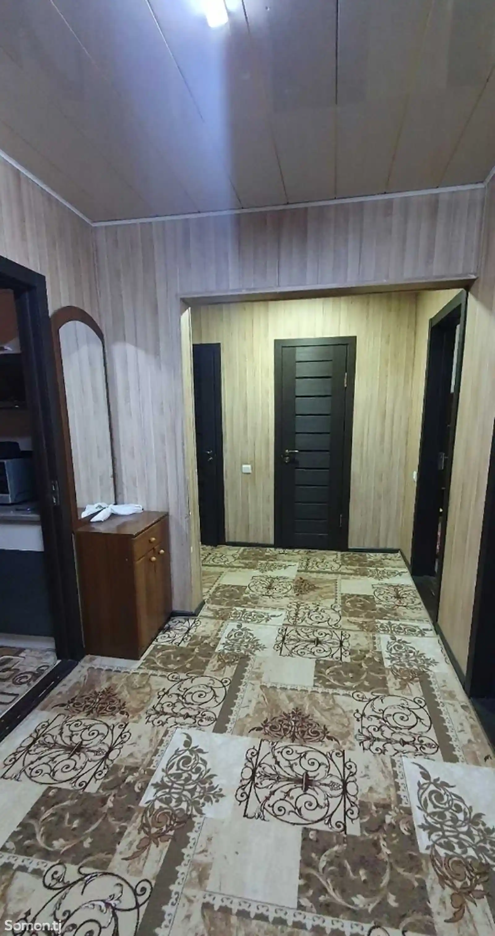 4-комн. квартира, 3 этаж, 90м², 8 мкр-6