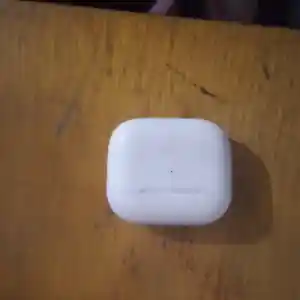 Беспроводные наушники airpods