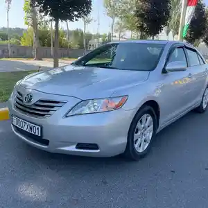 Toyota Camry, 2009