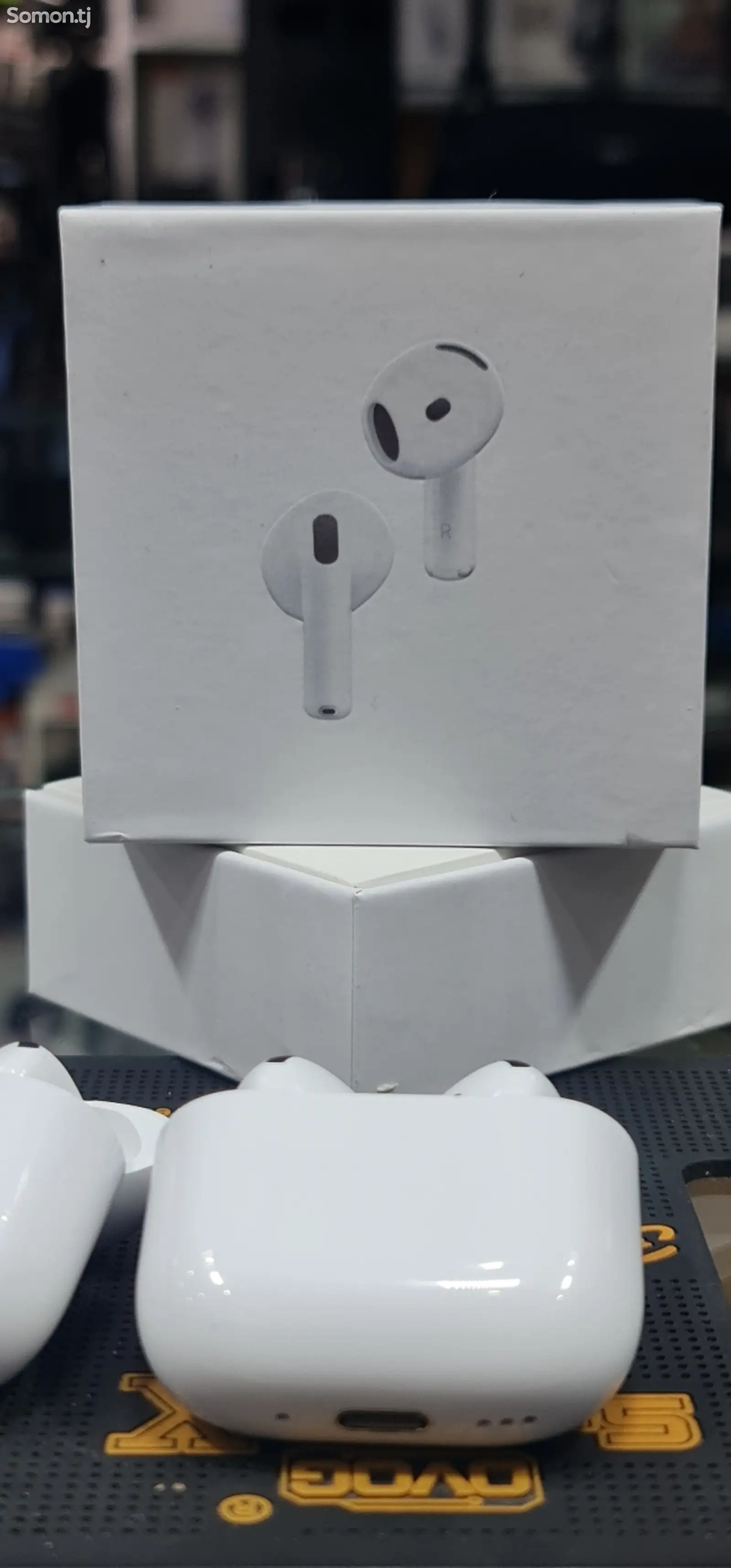 Беспроводные наушники Apple AirPods 4-1