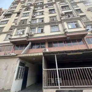 4-комн. квартира, 5 этаж, 130 м², Водонасос