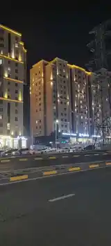 3-комн. квартира, 11 этаж, 100м², 82 мкр-н мост пеши Пайкар-10