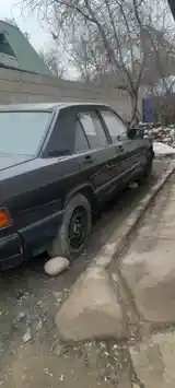 Mercedes Benz W124 на запчасти-2