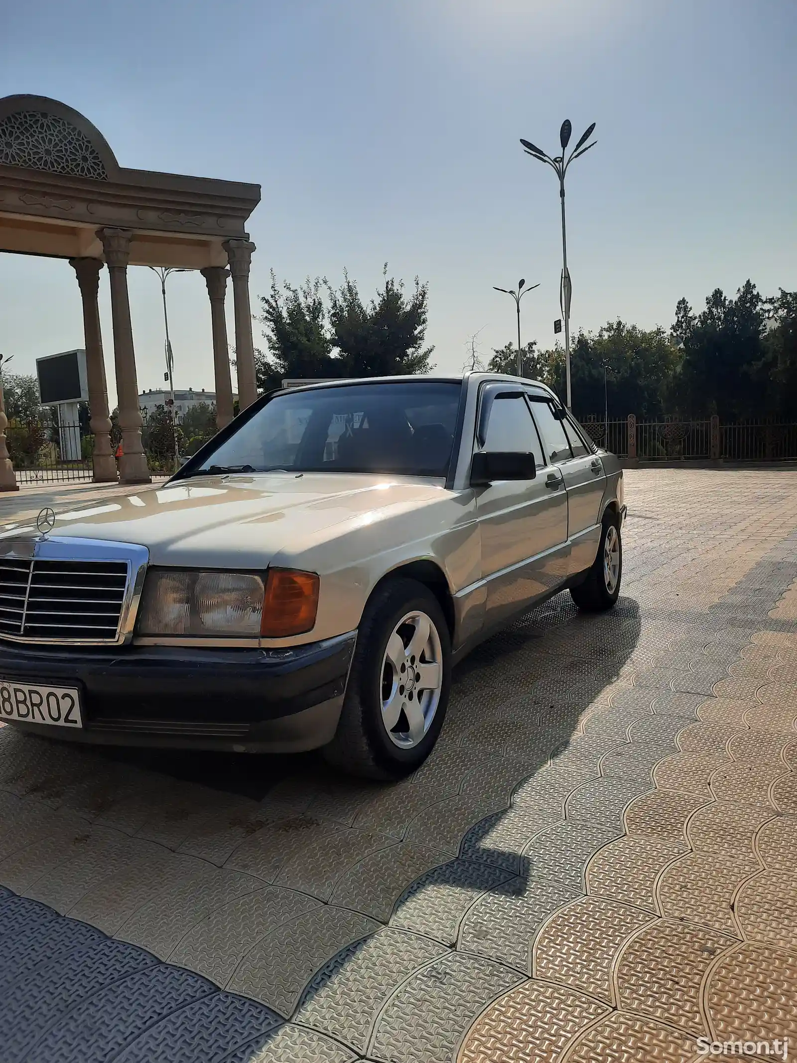 Mercedes-Benz W124, 1991-8