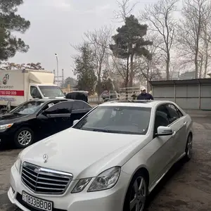 Mercedes-Benz E class, 2010