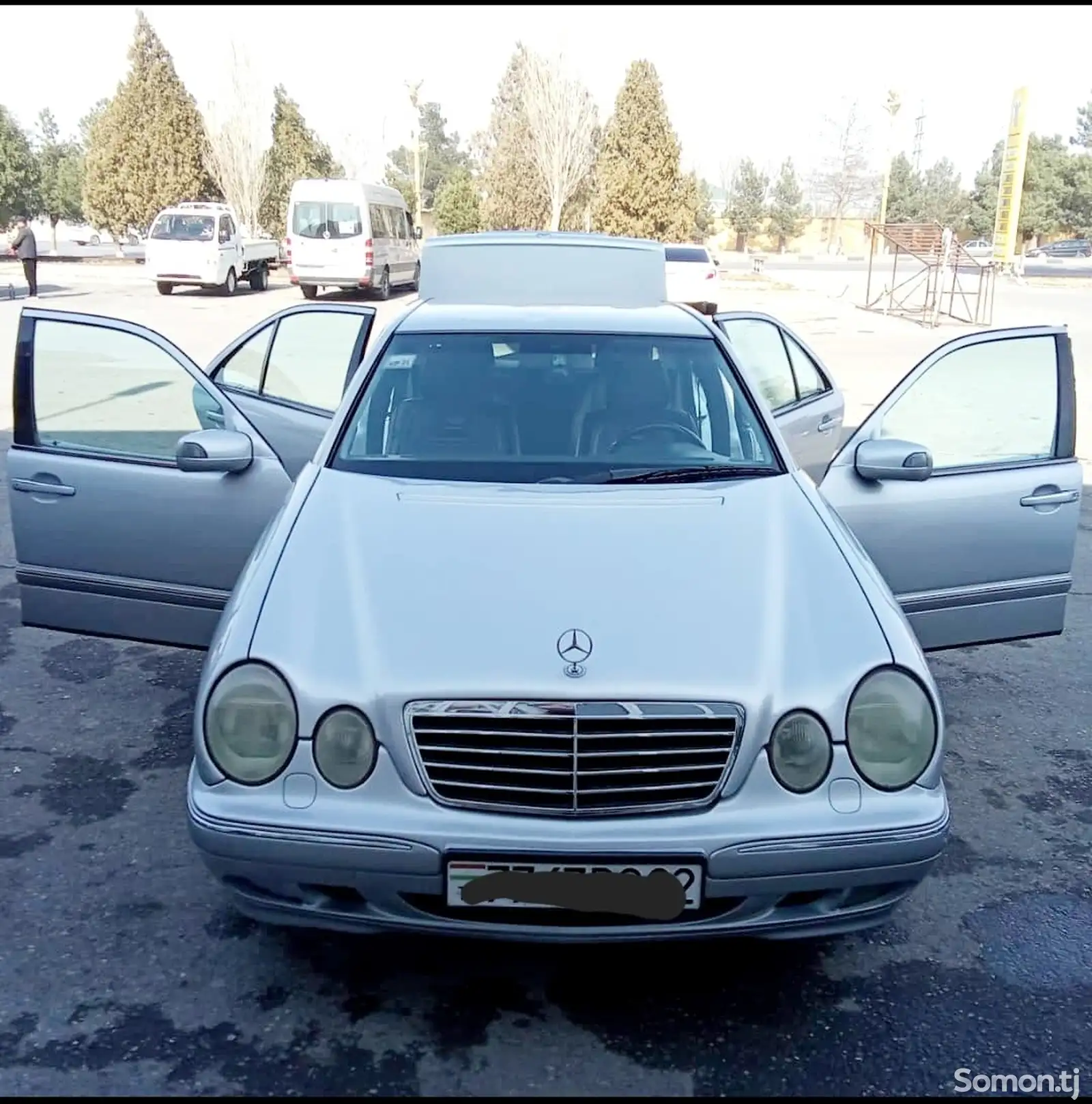 Mercedes-Benz E class, 2000-1