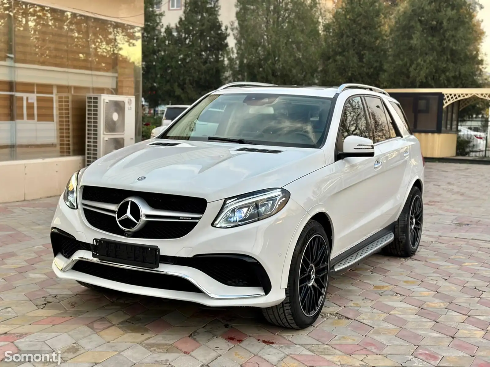 Mercedes-Benz GLE class, 2017-1