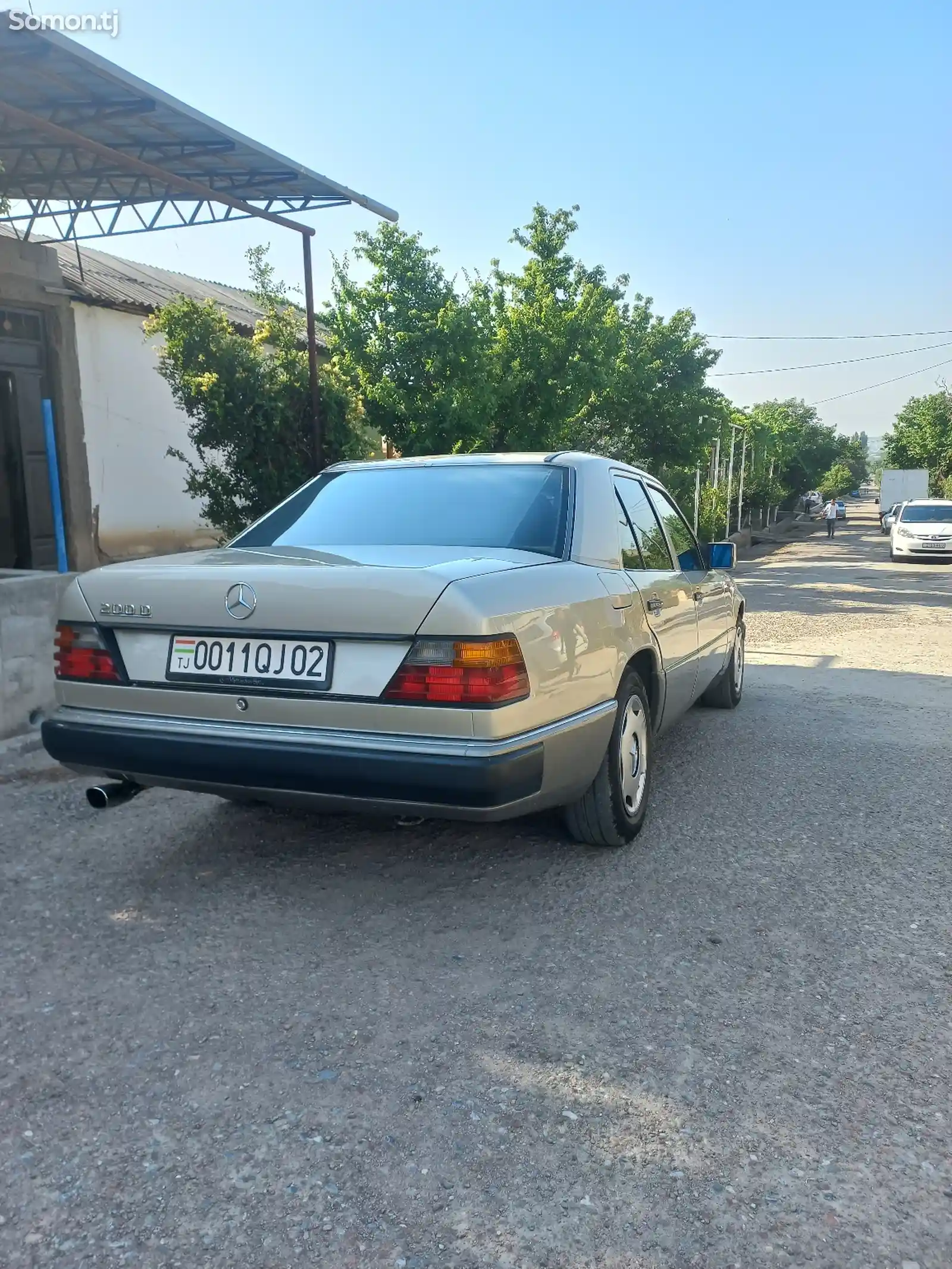 Mercedes-Benz E class, 1990-3