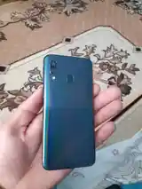 Samsung Galaxy A40-5