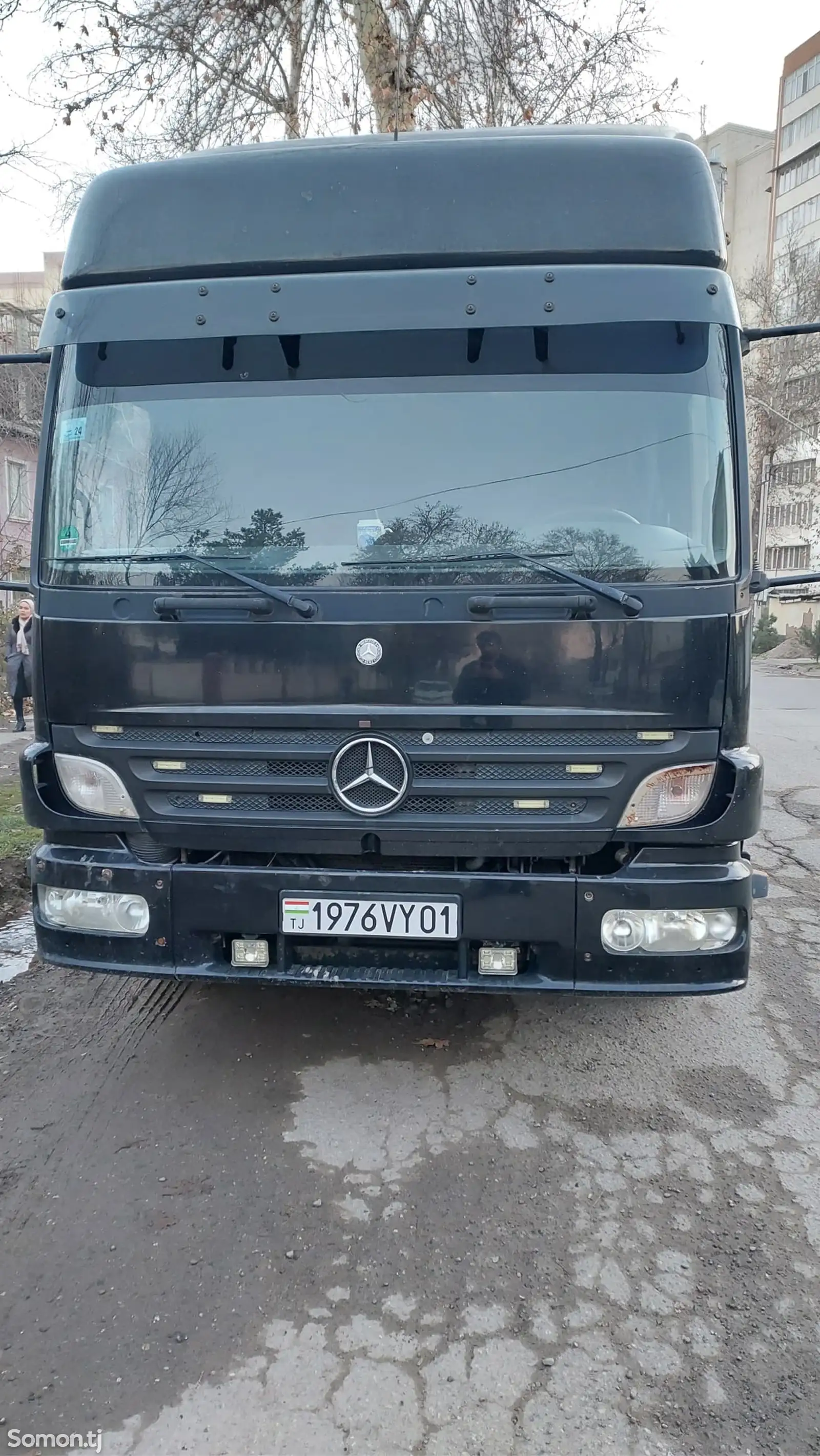 Контейнеровоз Mercedes Benz, 2006-1