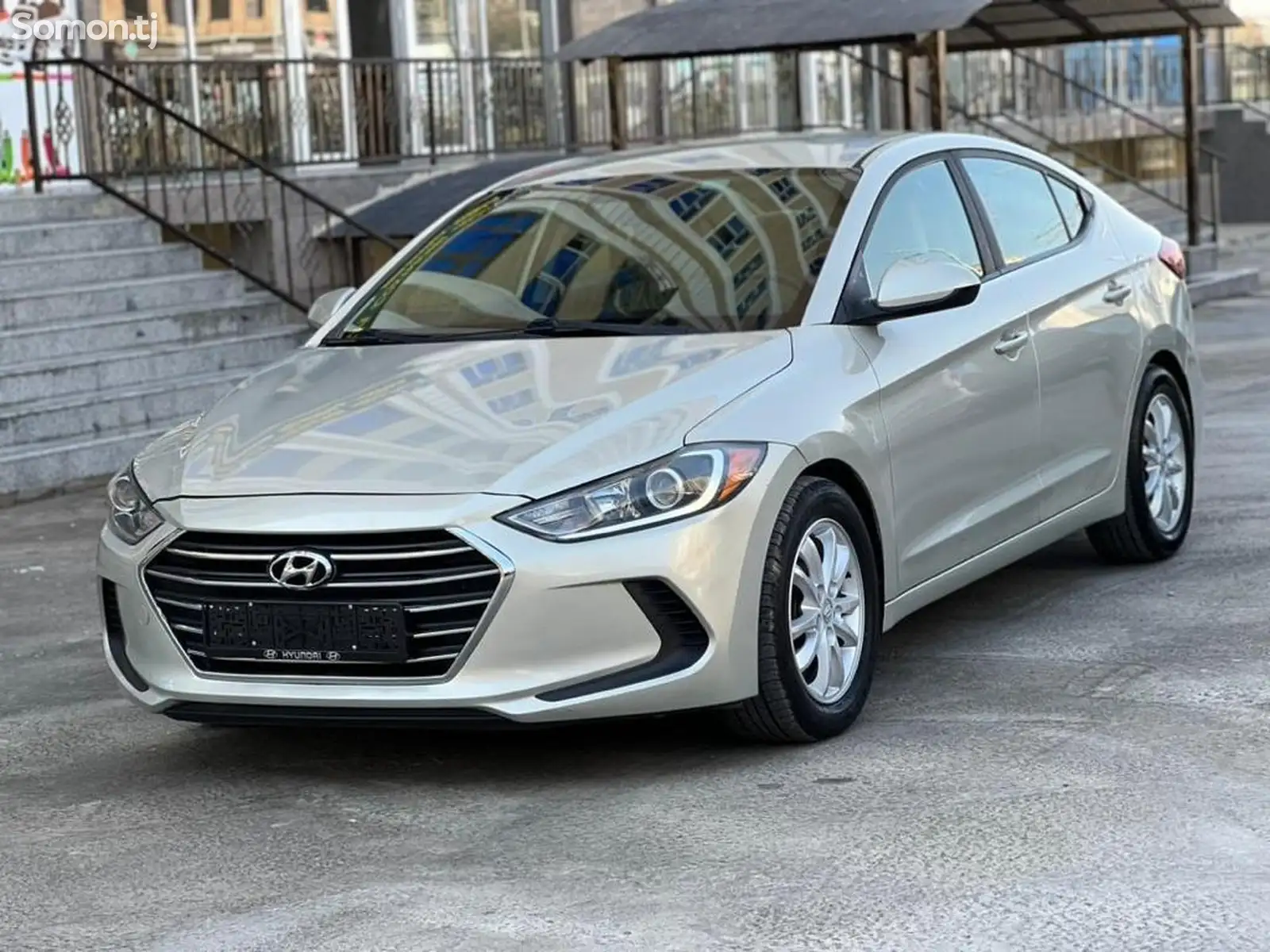 Hyundai Elantra, 2017-4