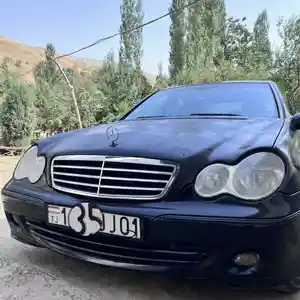 Mercedes-Benz C class, 2004