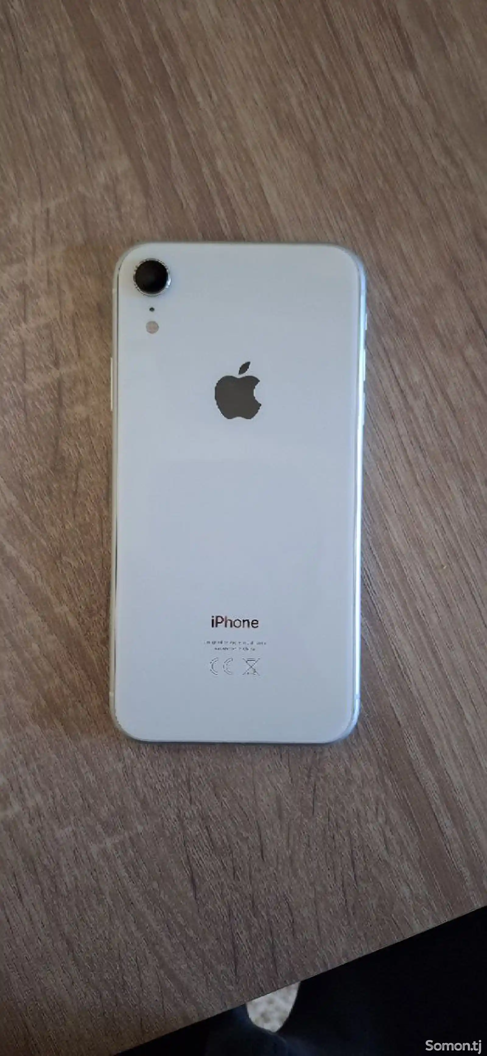 Apple iPhone Xr, 64 gb, White-1