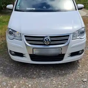 Volkswagen Touran, 2009