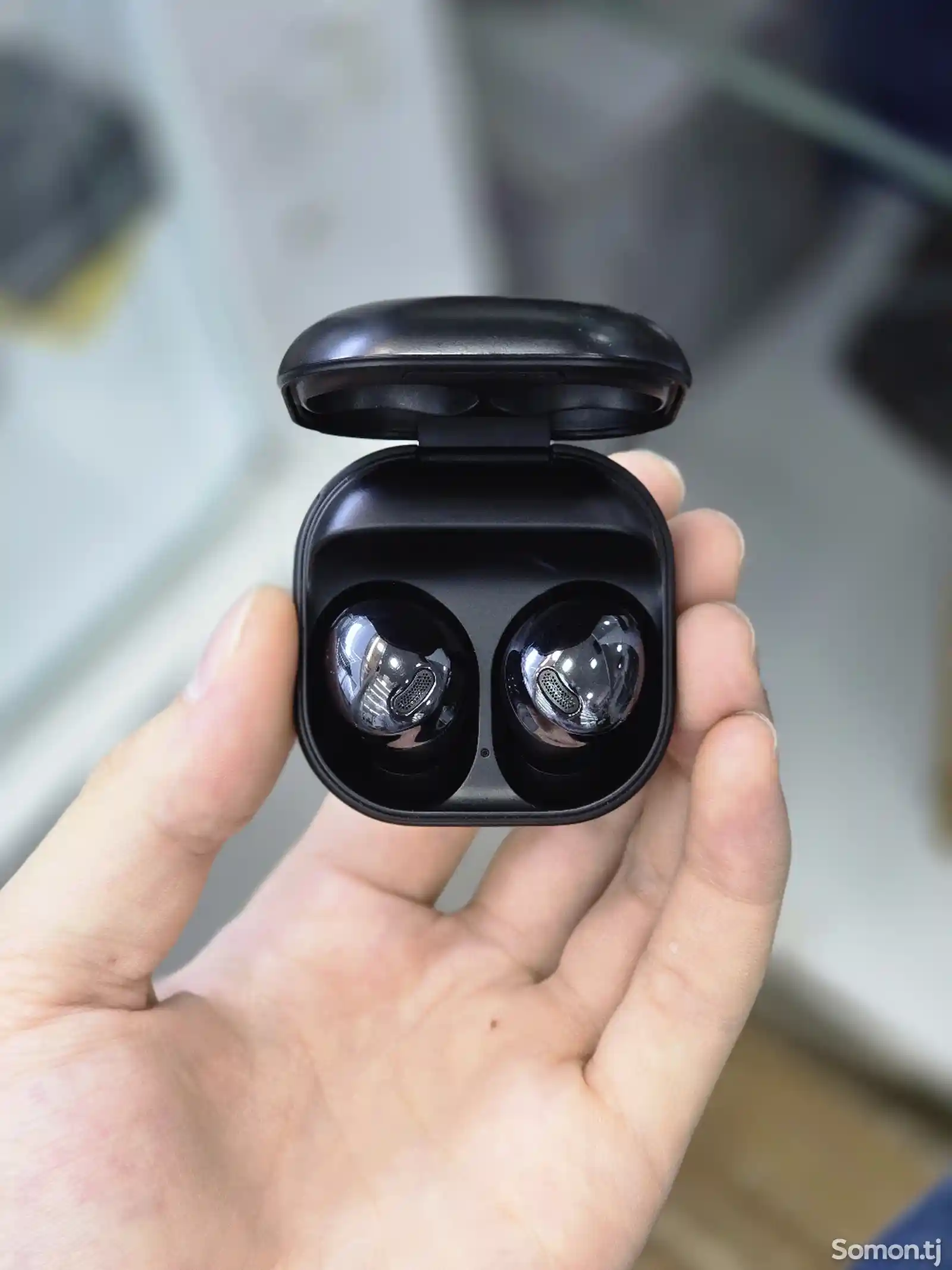 Беспроводные наушники Galaxy Buds Pro-1