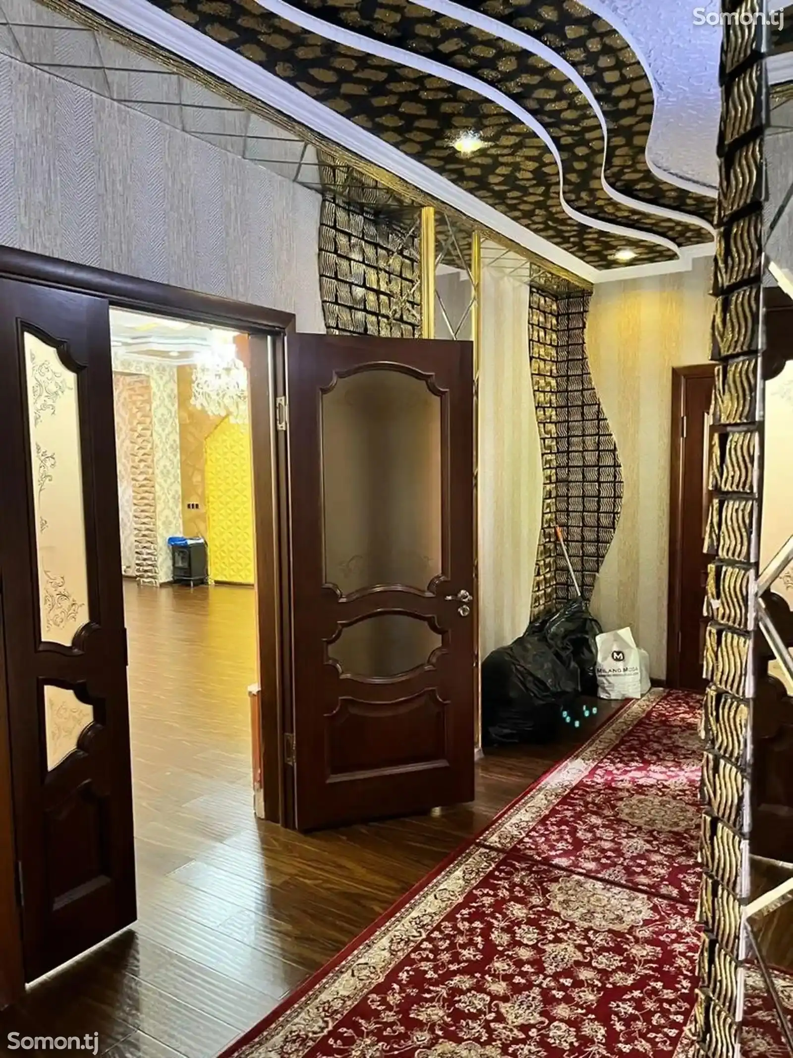 3-комн. квартира, 5 этаж, 130м², 102мкр-5