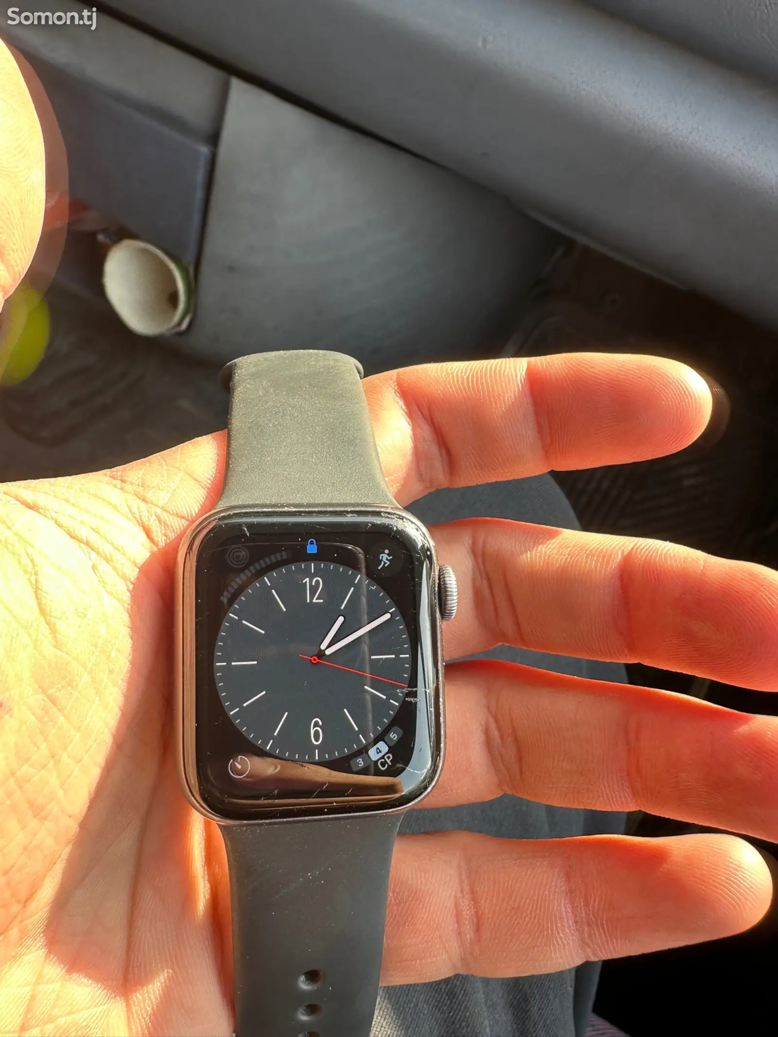 Смарт часы Apple Watch 5 40mm-1