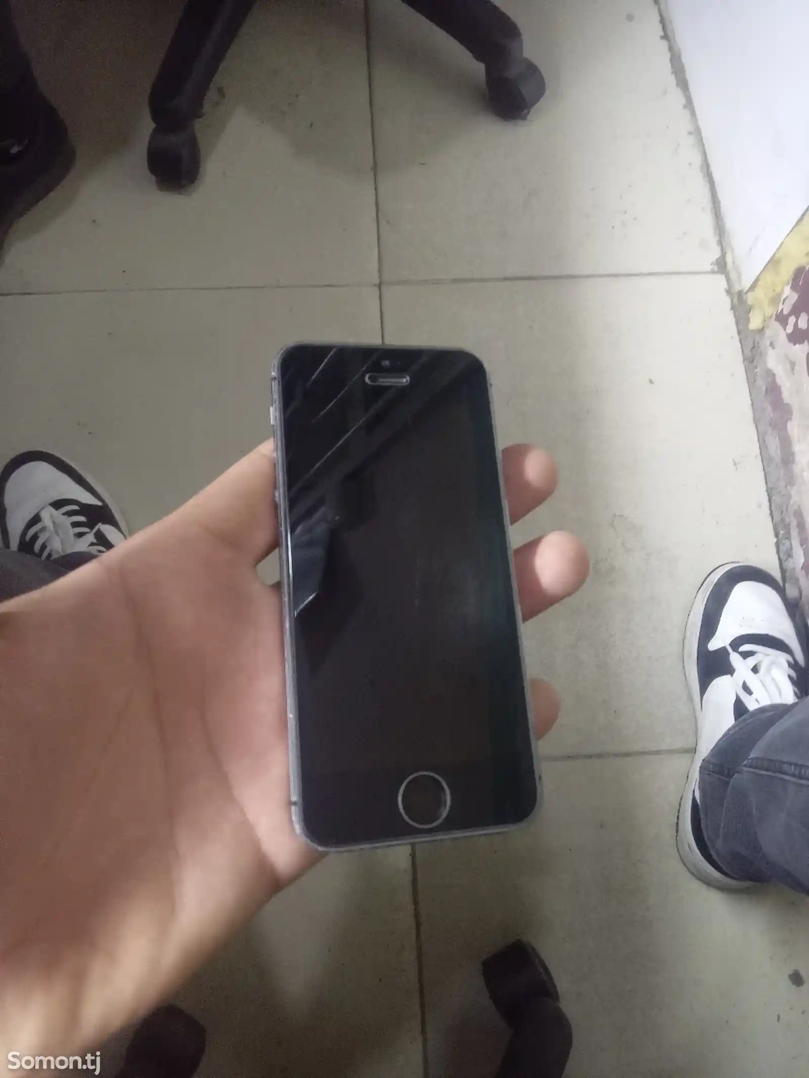 Apple iPhone 5s, 16 gb-1