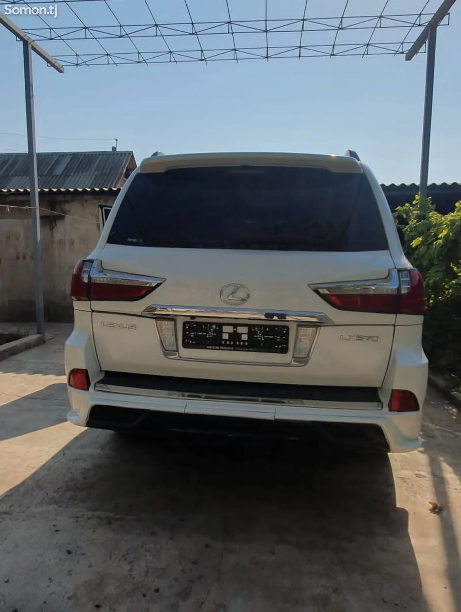 Lexus LX series, 2010-10