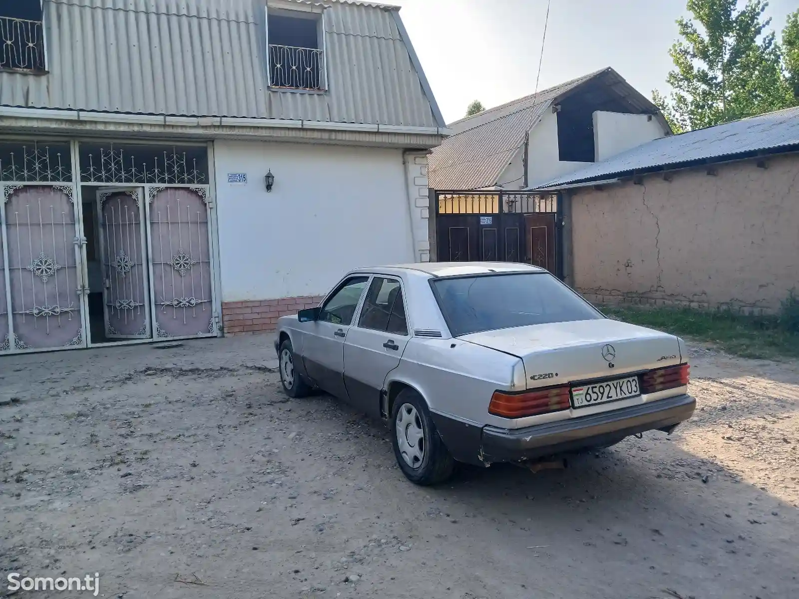 Mercedes-Benz W201, 1990-1