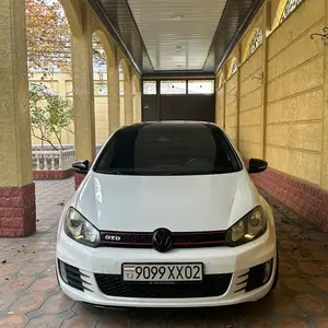 Volkswagen Golf, 2010