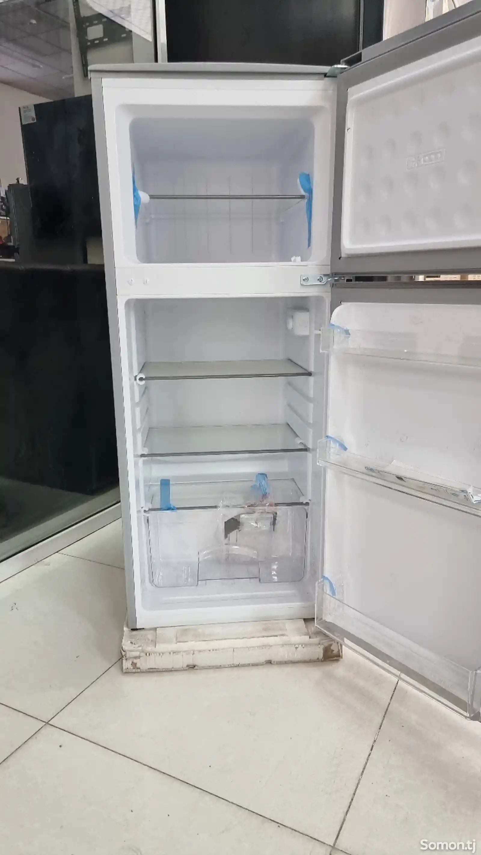 Холодильник Nurvay-2