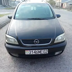 Opel Zafira, 2000