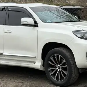 Toyota Land Cruiser Prado, 2010