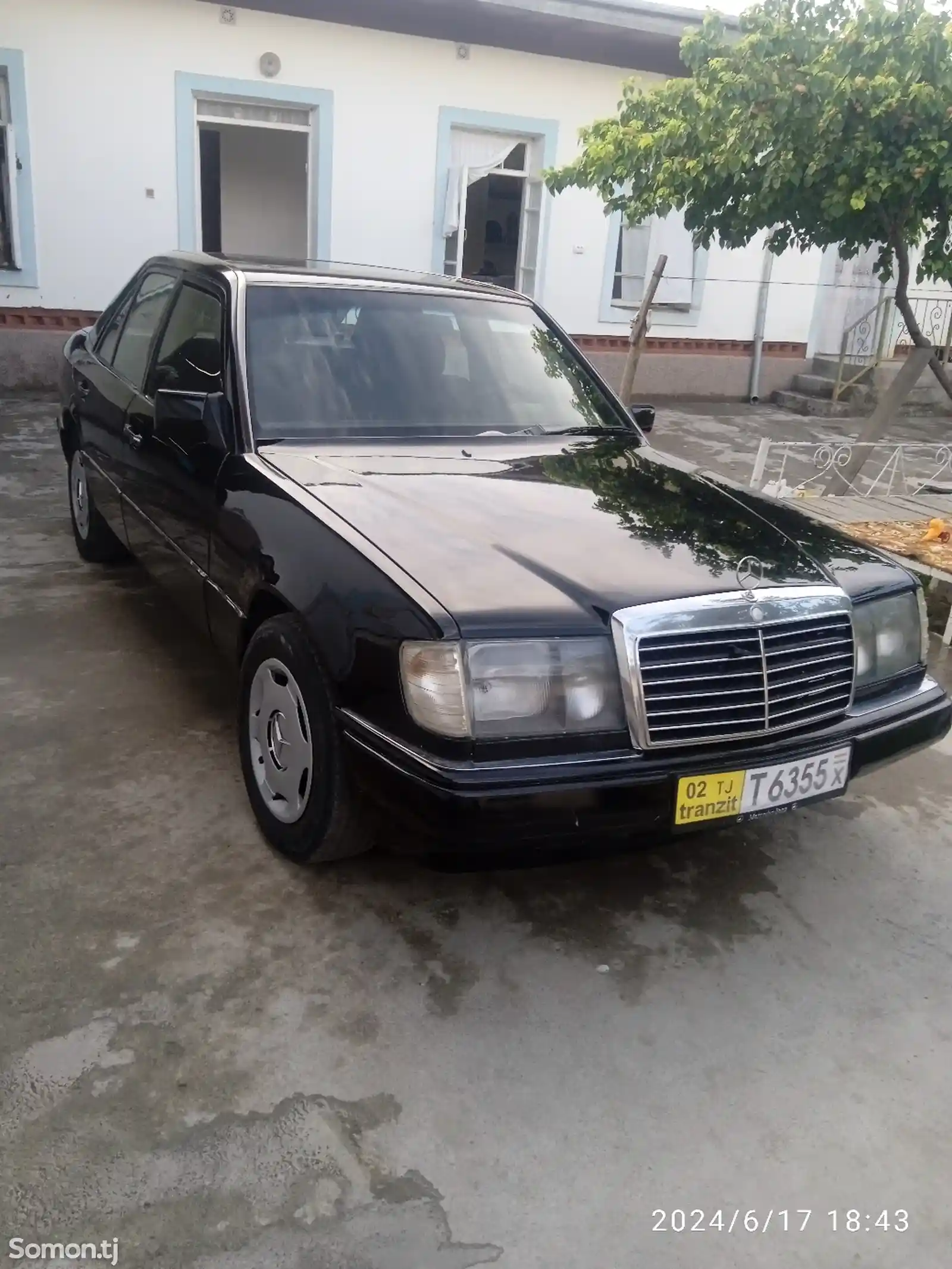 Mercedes-Benz W124, 1990-4