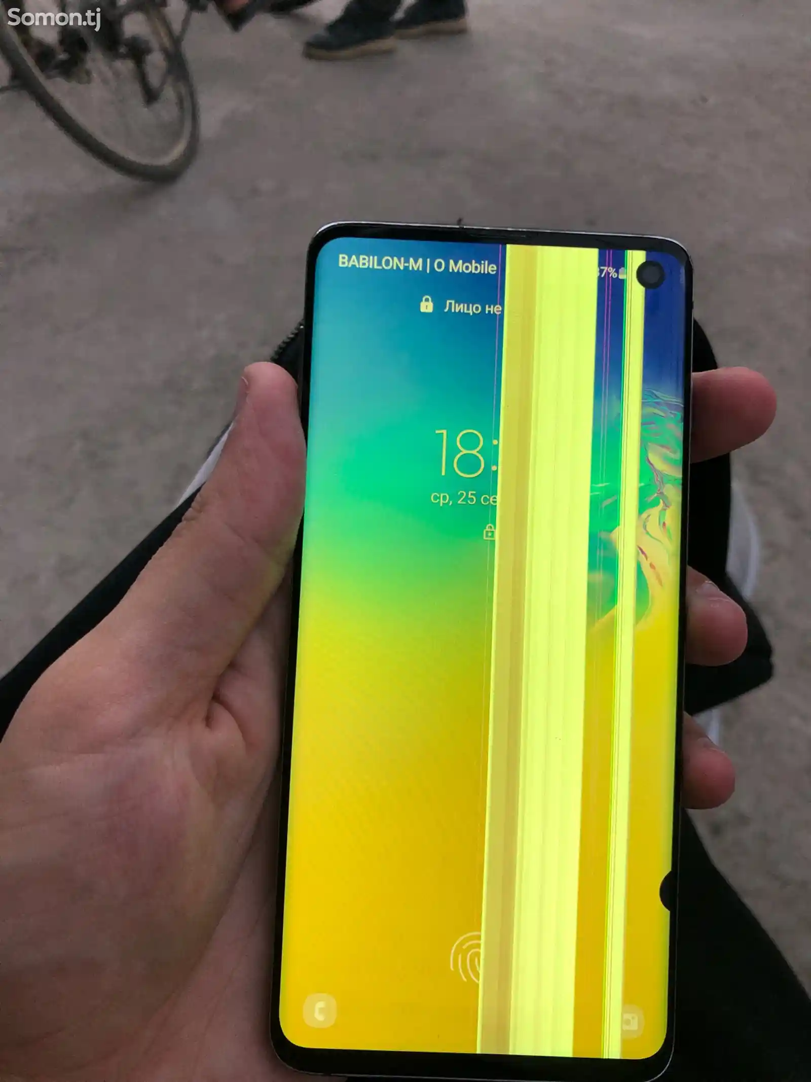 Samsung Galaxy S10-1