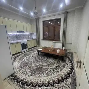 2-комн. квартира, 8 этаж, 80м², аэропорт