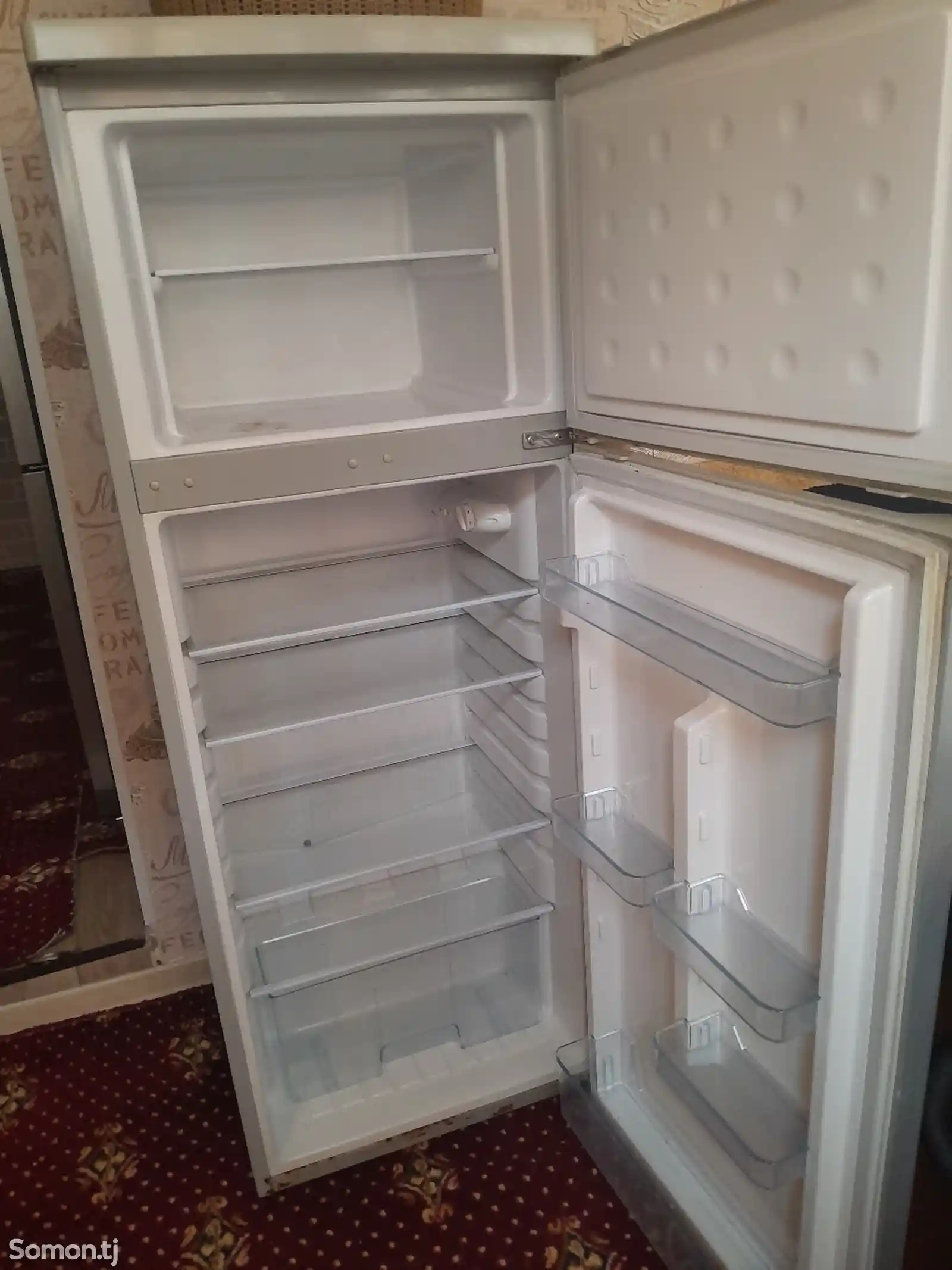 Холодильник Tomico-1