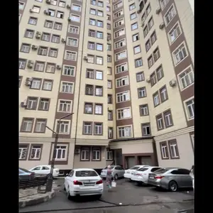 1-комн. квартира, 13 этаж, 52 м², Гранд отель