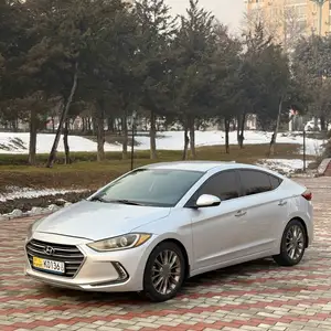 Hyundai Elantra, 2017