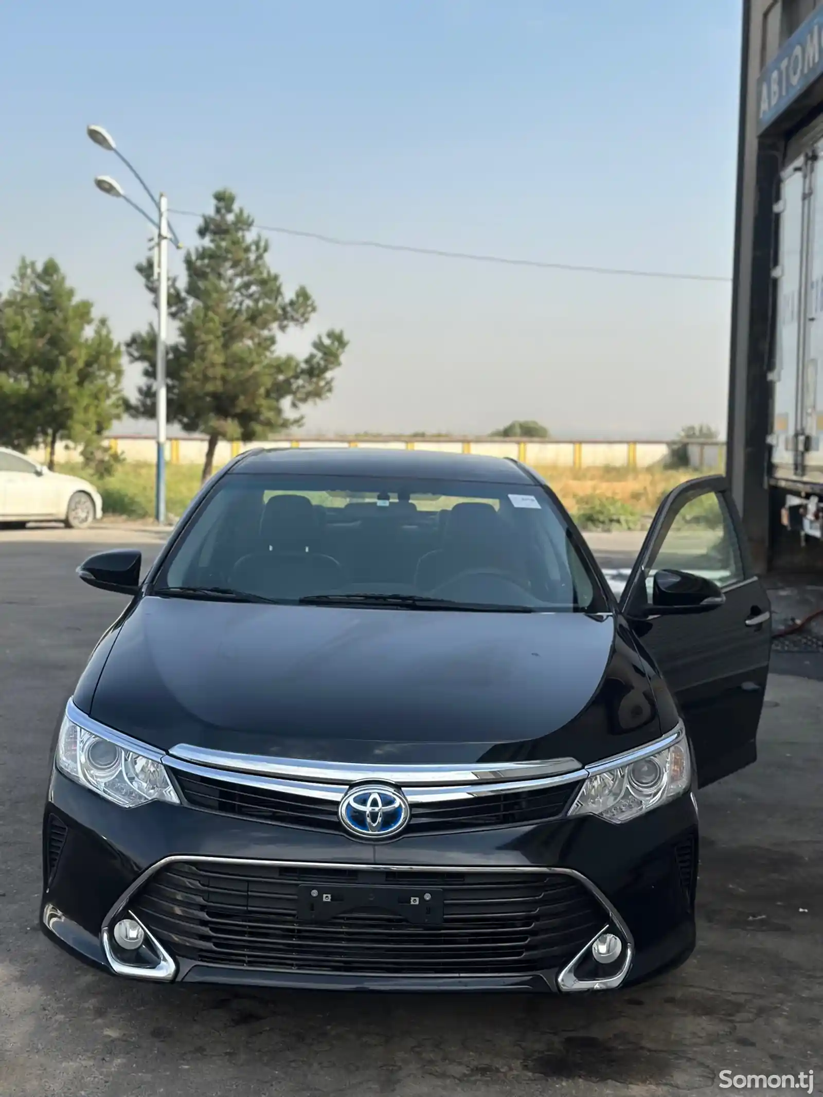 Toyota Camry, 2017-4