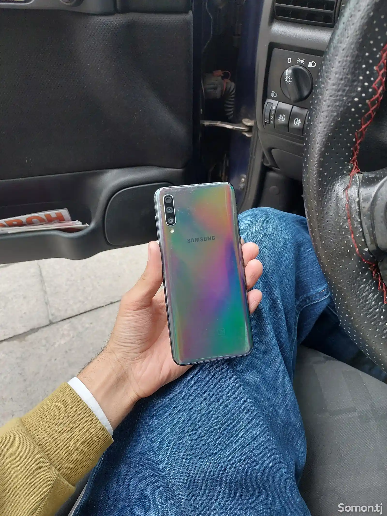 Samsung Galaxy a50 64gb-2