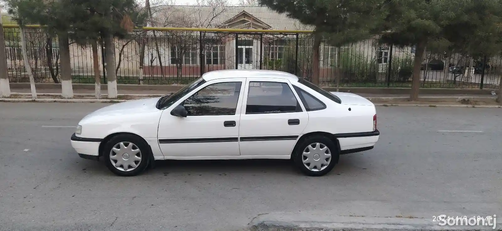 Opel Vectra A, 1992-3