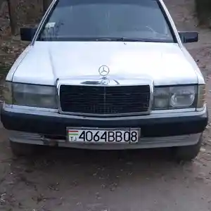 Mercedes-Benz W201, 1990