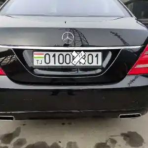 Крышка багажника от Mercedes Benz w 221