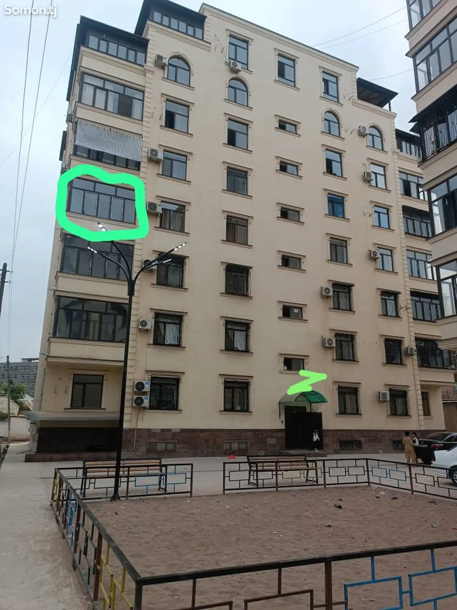 3-комн. квартира, 4 этаж, 94 м², дар назди Коледжи тибби-1